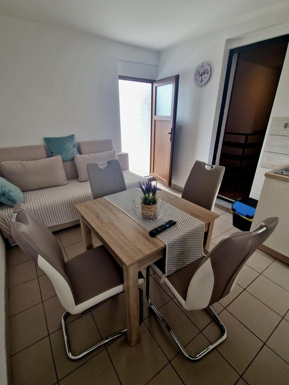 Apartman Seka Kraljevica Buitenkant foto